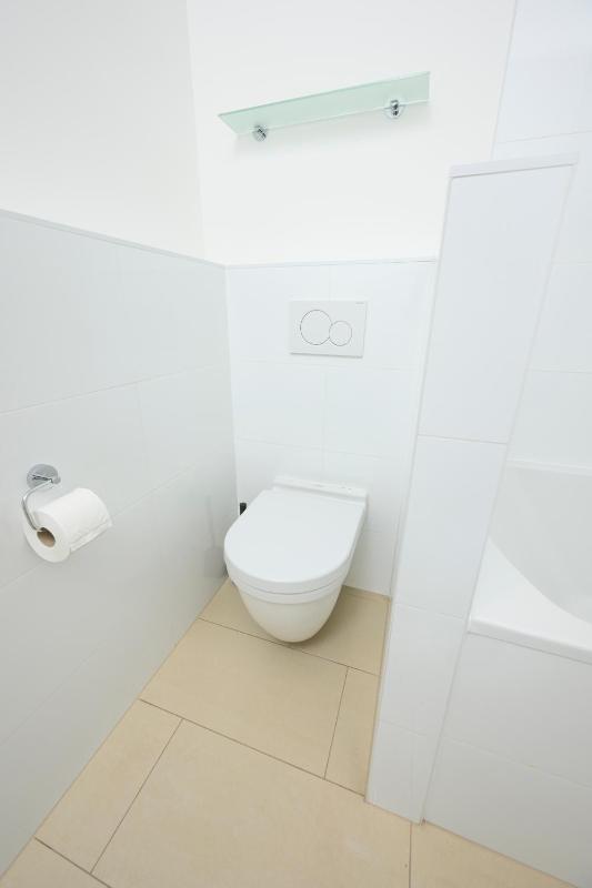 Vienna Rooftop Haven 120m 3BR Terrace City Views! - image 3