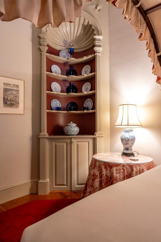 Executive Suite image 1