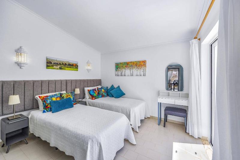 Villa Ami by Villa Plus - image 25