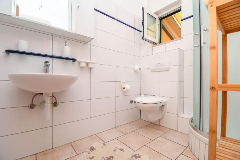 One-Bedroom Apartment with Balcony image 2