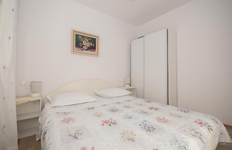 Apartment Tom - image 13