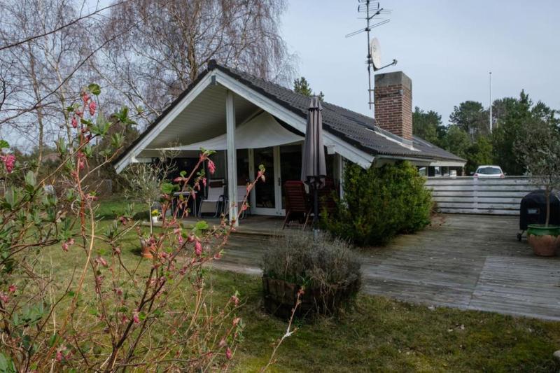 Well-Maintained Holiday Home On Private Natural Plot Just 200 Meters From Boeslum Beach - image 16