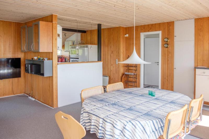 Nice Home In Ebeltoft With 3 Bedrooms And Wifi - image 13