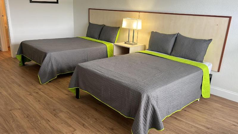 Weekly Inn - image 17