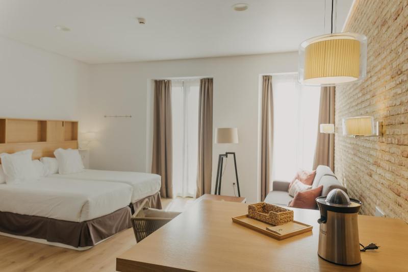 Standard Studio image 4