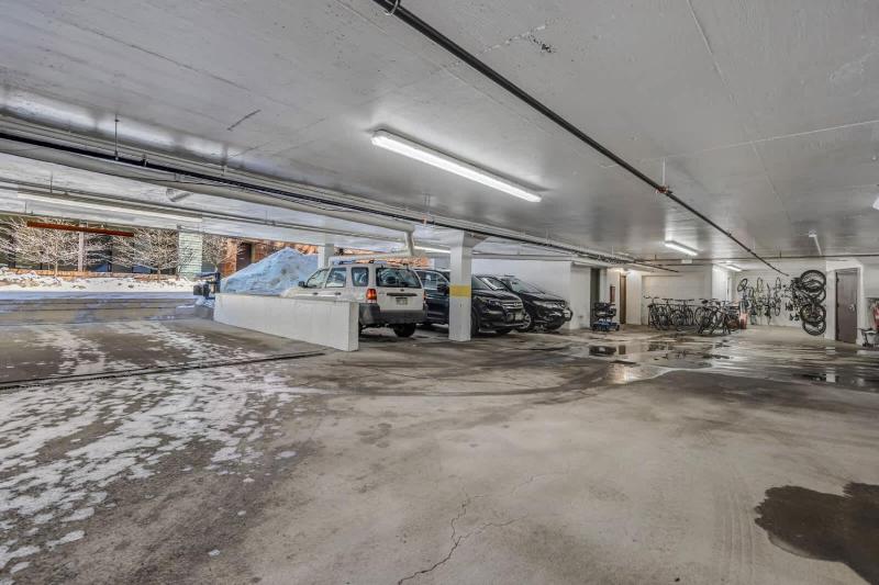 Luxurious 2 BR 2 BA - Aspen Core - image 19