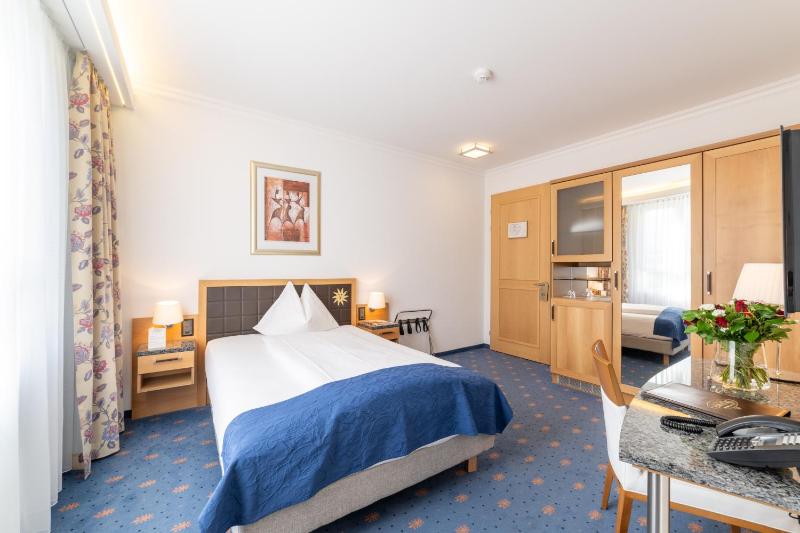 Single Room image 2