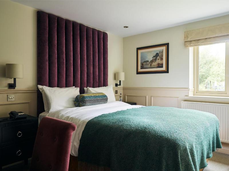 Double Room image 1