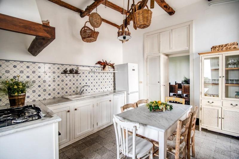 Villa Aragona Historic Villa with Views and Guest services by Feeling Italy - image 16