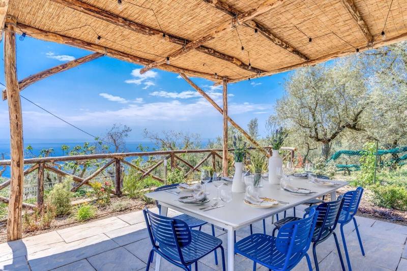 Villa Mediterranea with Heated Pool Walking Distance from Town by Feeling Italy - image 31