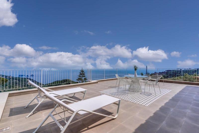 Villa Mediterranea with Heated Pool Walking Distance from Town by Feeling Italy - image 49