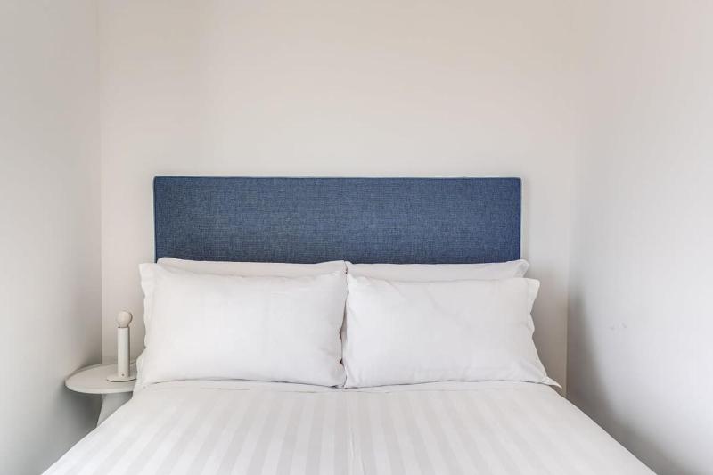 Villa Mediterranea with Heated Pool Walking Distance from Town by Feeling Italy - image 16