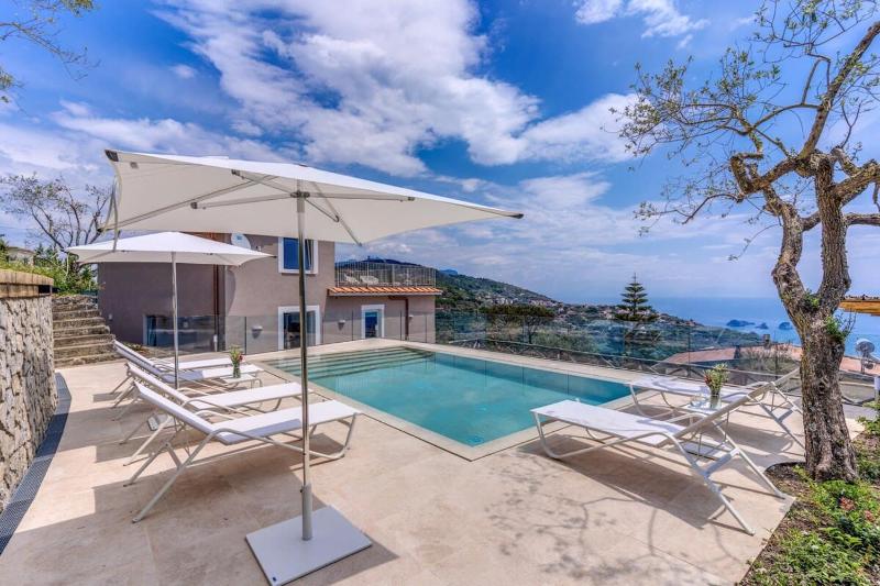 Villa Mediterranea with Heated Pool Walking Distance from Town by Feeling Italy - image 34