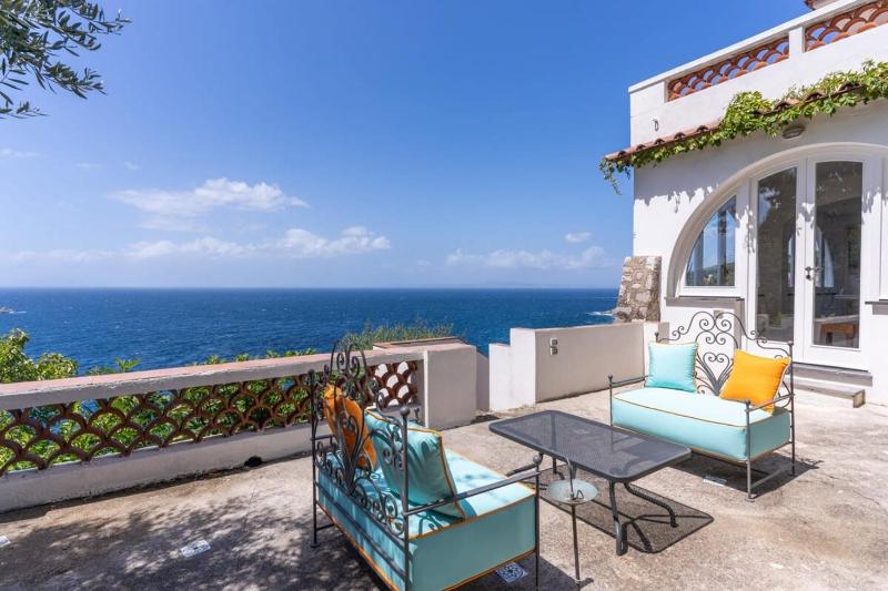 Villa Dafne Gulf Views Pool and Guest Services by Feeling Italy - image 30