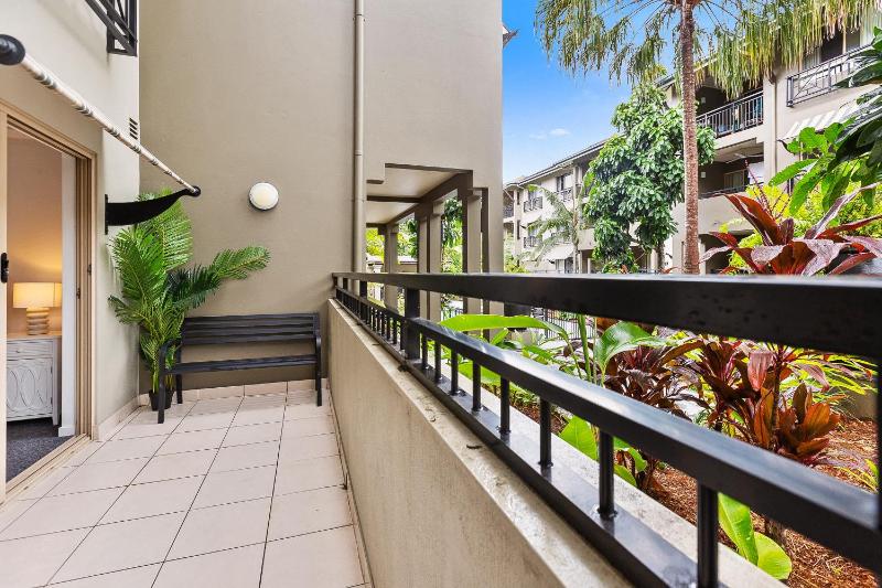 Lux Resort Cairns I 9 Pools I BBQ I On-site Shop - image 16