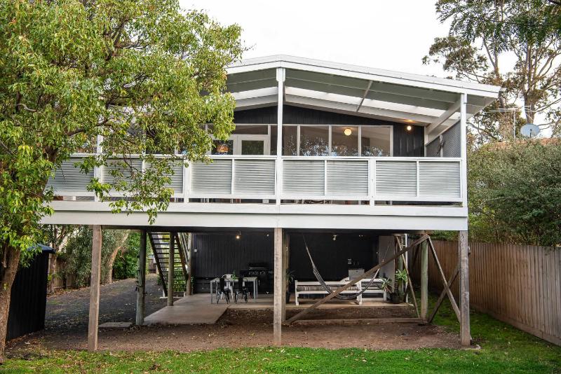 Perfect Family Getaway in Cowes minutes from Beach - image 28