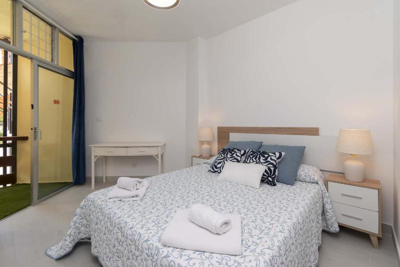 Santa Amalia 1 - Three Bed - image 15