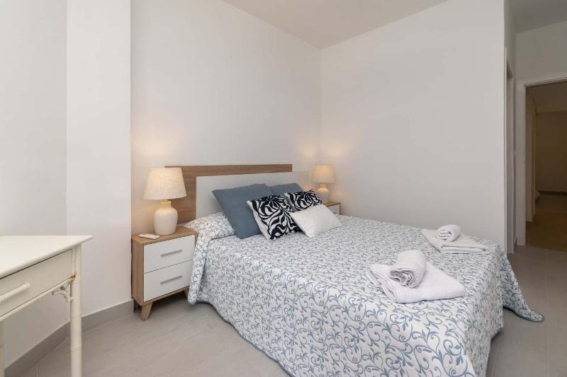 Santa Amalia 1 - Three Bed - image 3