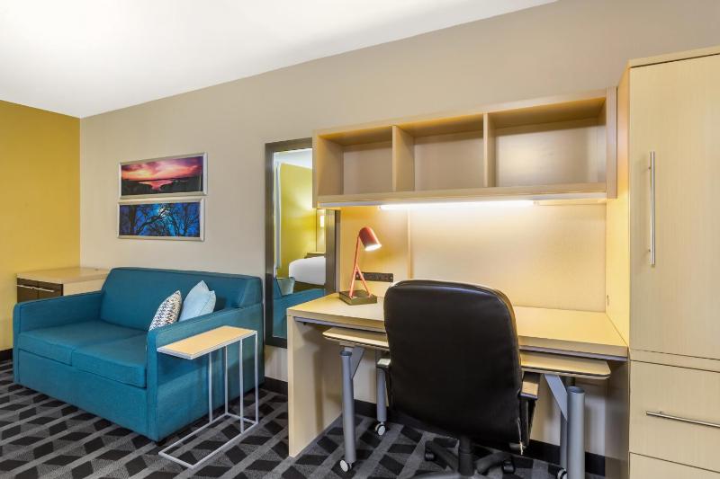 MainStay Suites Houston NASA/Clear Lake - image 19