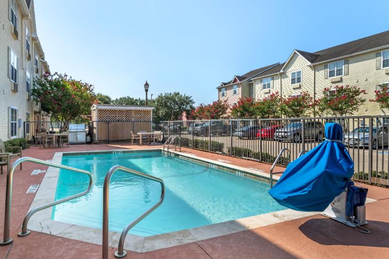 MainStay Suites Houston NASA/Clear Lake - image 33