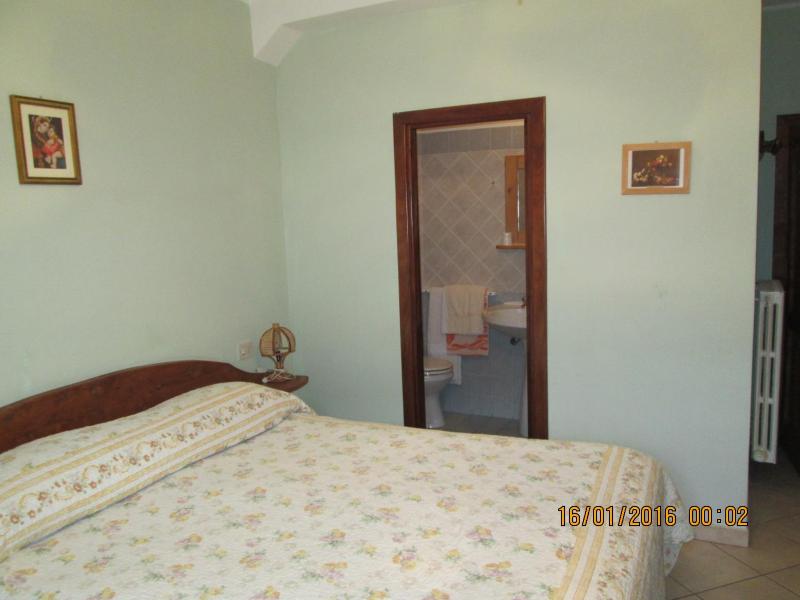 Triple Room with Shower image 2