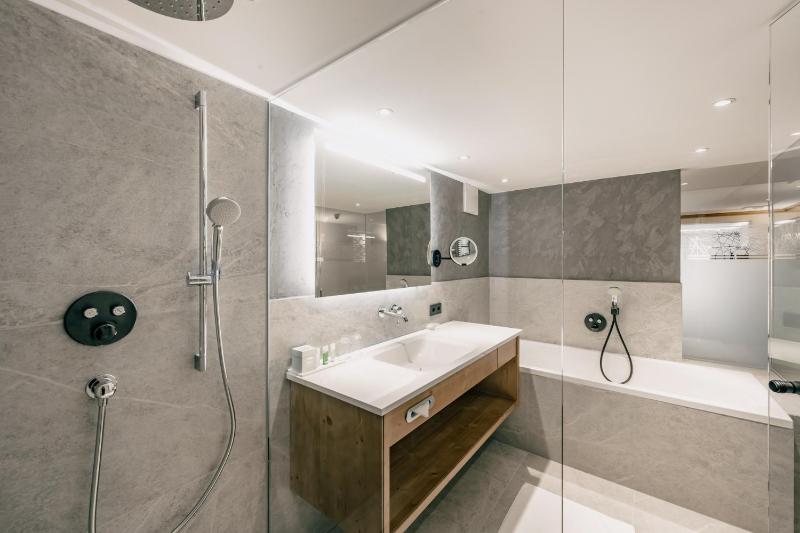 Suite image 3