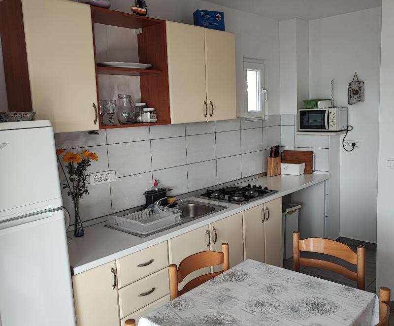 Apartments by the sea Rogoznica - 11929 - image 3