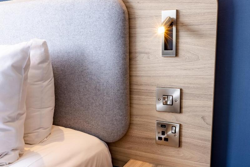 Standard Room with Free Hot Breakfast image 1