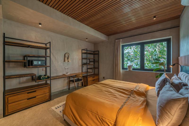 Impressive 4BR Villa Close to The Beach - image 19