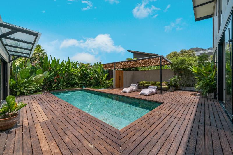 Impressive 4BR Villa Close to The Beach - image 24