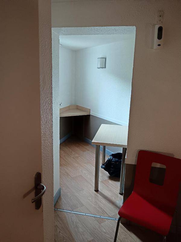 Family Room image 2