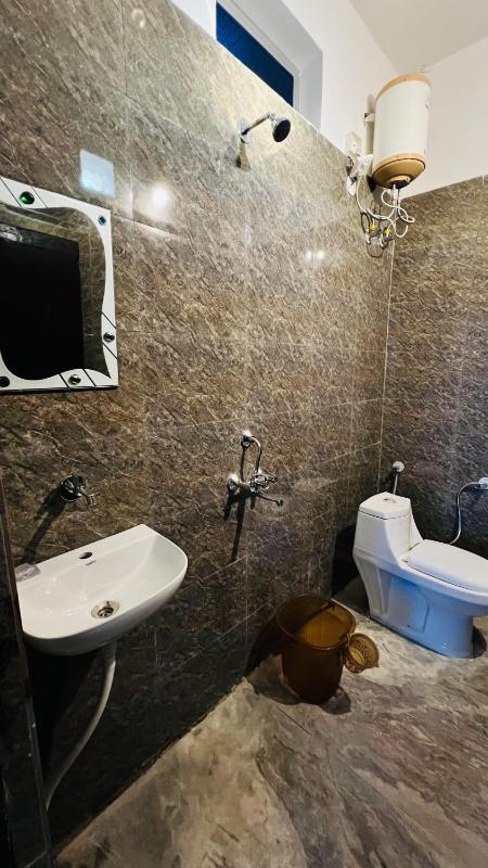 Suri Guest House - image 10