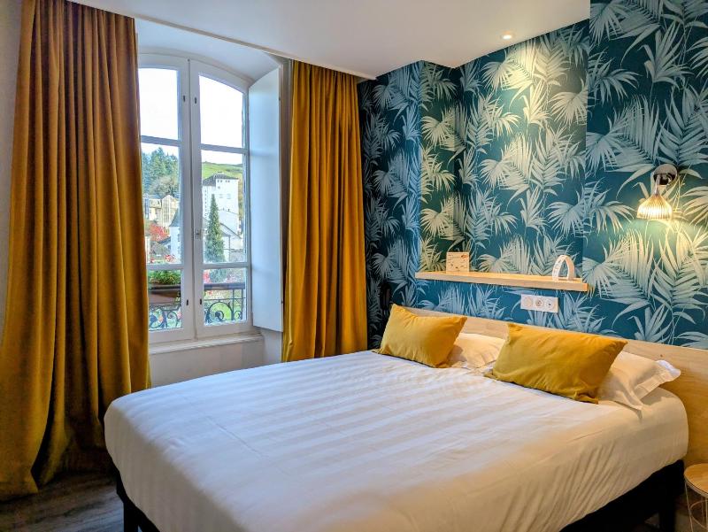 Superior Double Room image 3