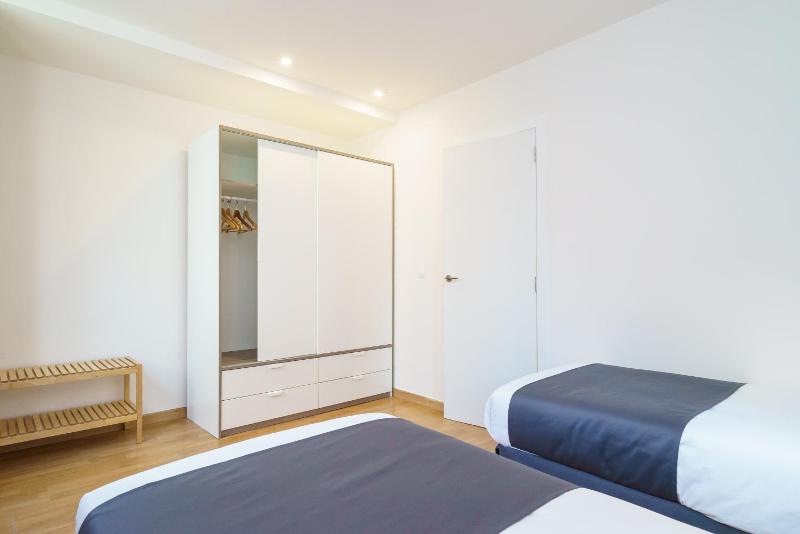 Valencia Home Carmen - image 12