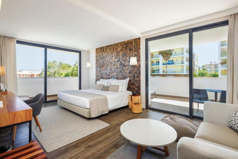 Junior Suite image 1