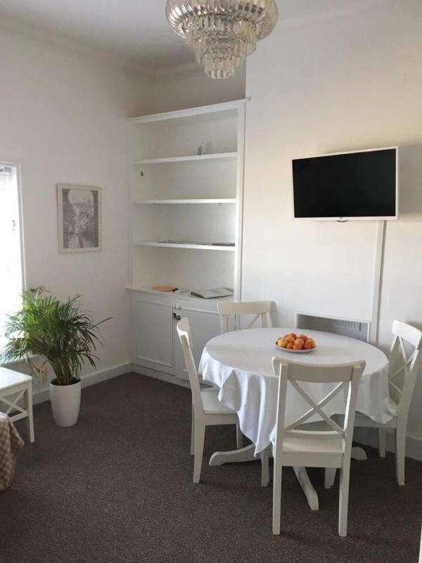Deluxe Apartment image 3