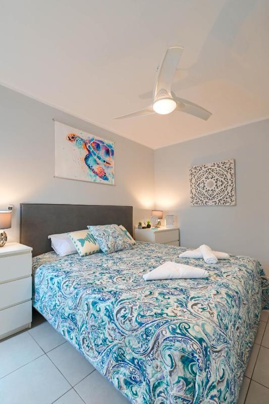 Apartment Octopus - image 16
