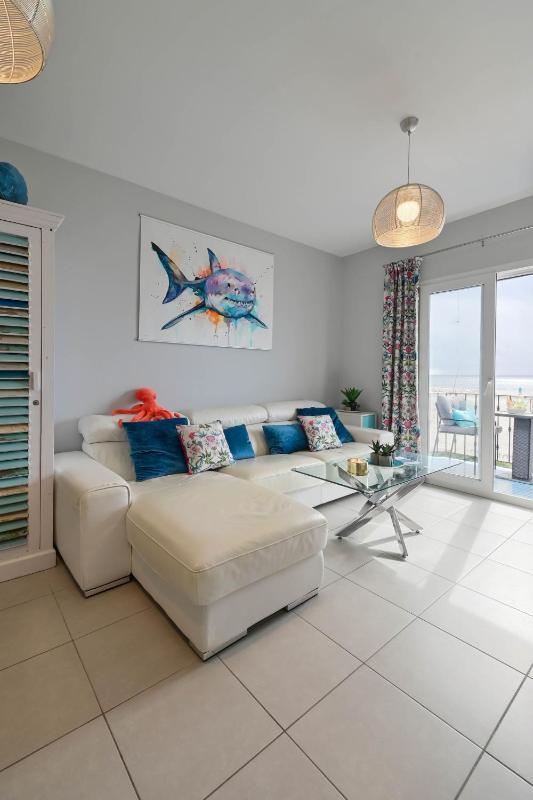 Apartment Octopus - image 39