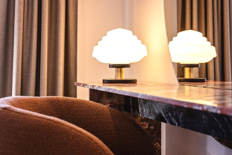 The Diagonal Suites by Sweett - image 4