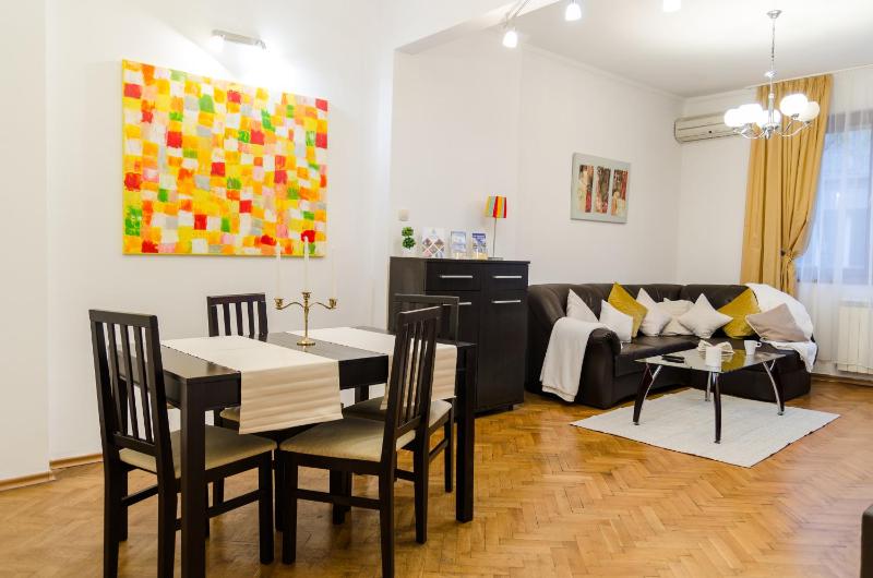 VIP Apartments Sofia - image 14