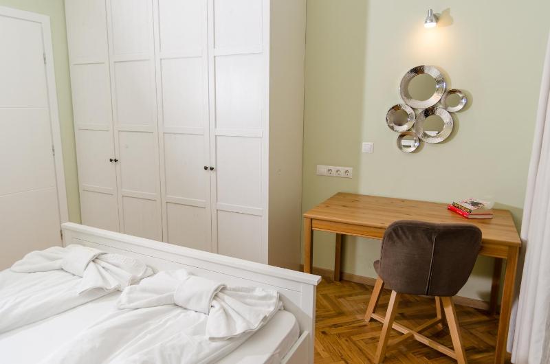 VIP Apartments Sofia - image 2