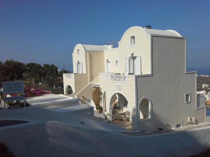 Kiklamino Sunset Suites - image 48