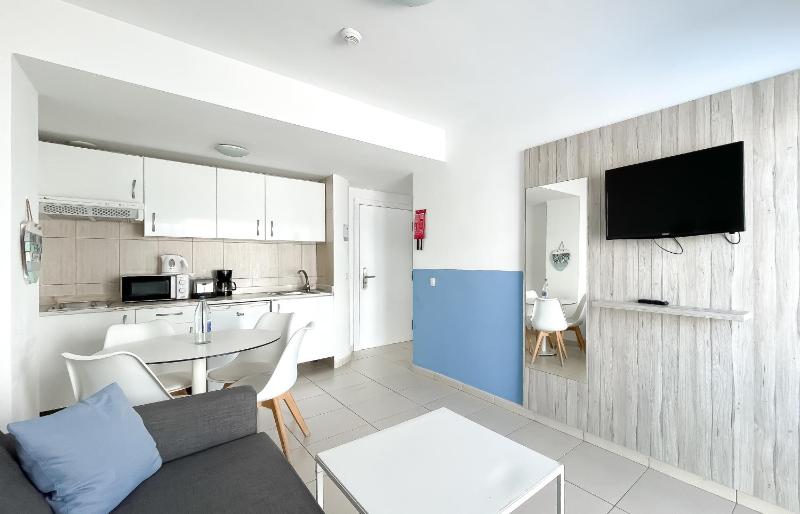Sweet Home City View Apartment - No Cleaning Service image 1