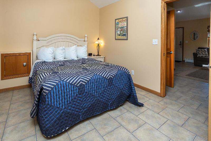 Suite image 4