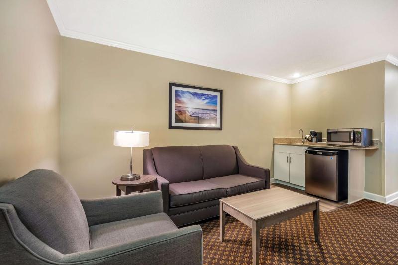 King Suite image 2