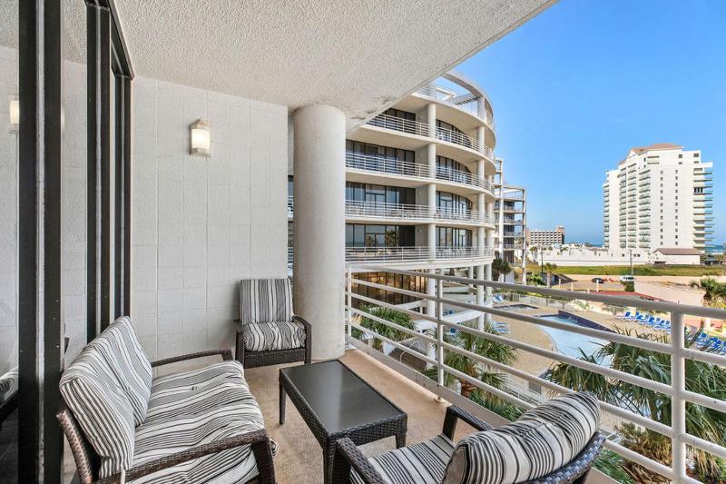 Sunchase IV by South Padre Resort Rentals - image 7
