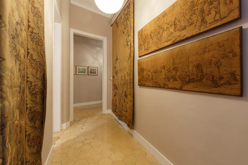 AinB B&B Born-Via Laietana - image 7