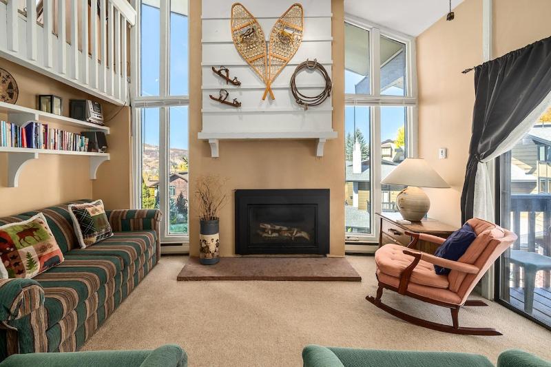 Hillsider 7 townhouse - image 1