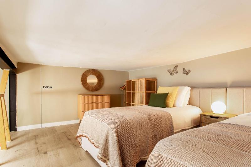 Two-Bedroom Loft I image 4