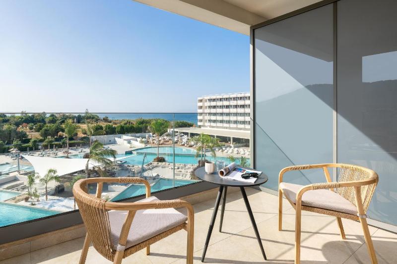Executive Twin Pool View image 3
